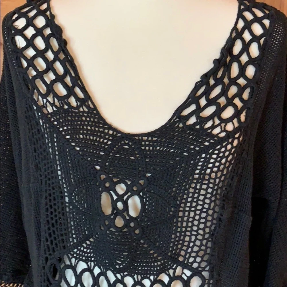 Soft Surroundings black crochet top/coverup Size Small